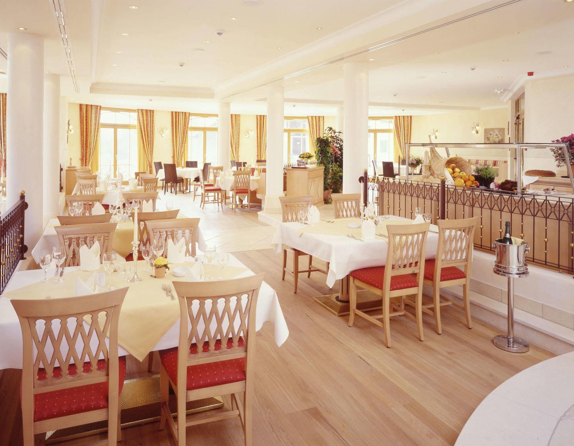Hotel Und Landgasthof Altwirt Großhartpenning Extérieur photo