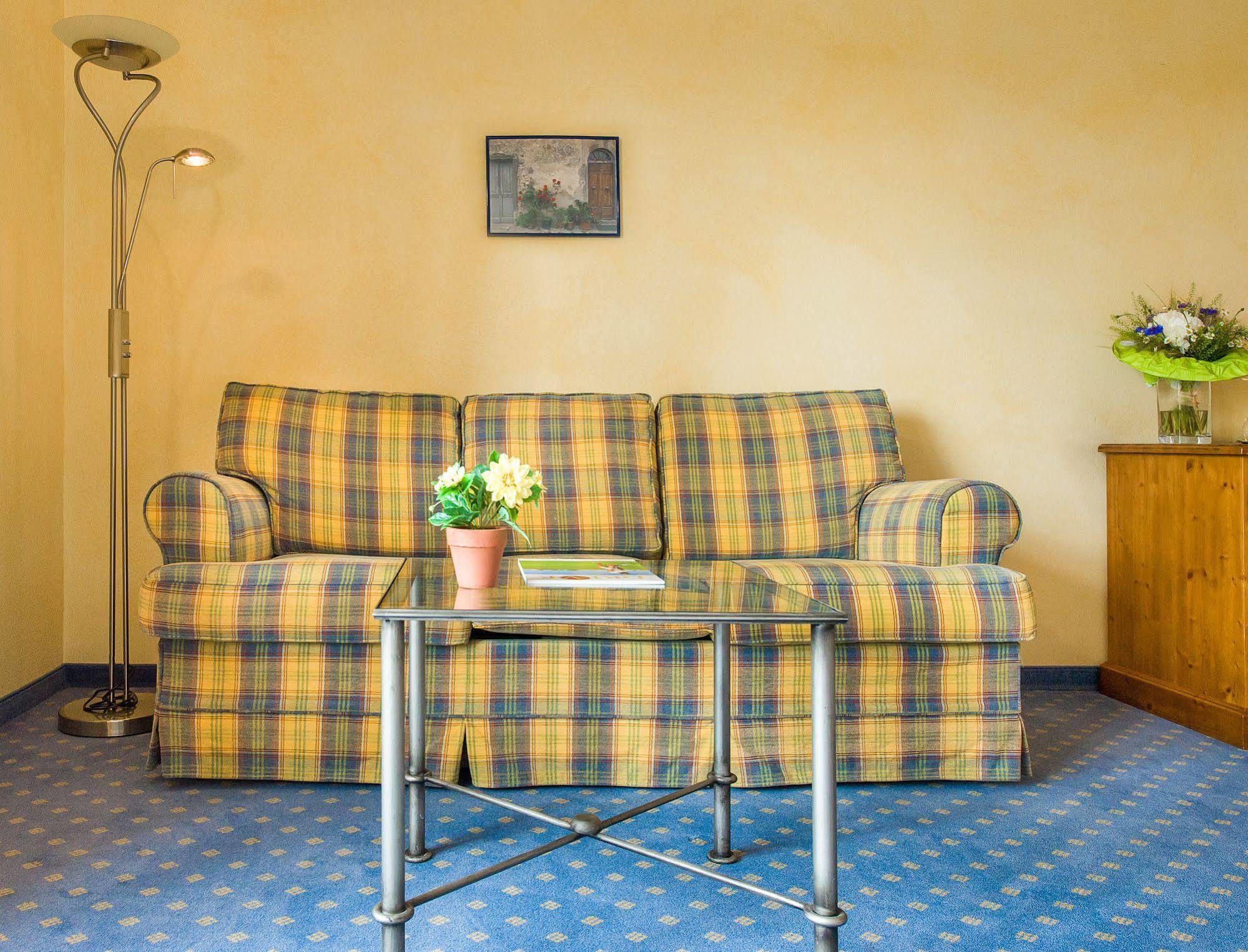Hotel Und Landgasthof Altwirt Großhartpenning Extérieur photo